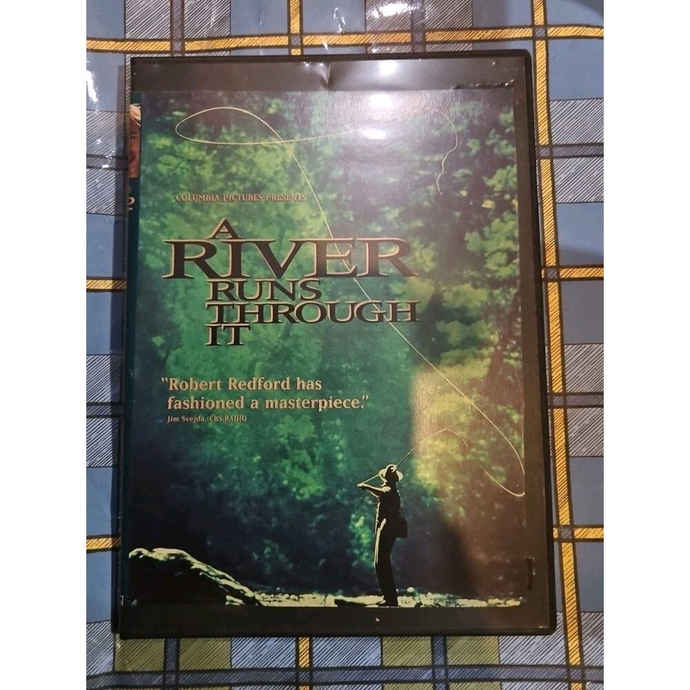 A River Runs Through It (DVD, 1992) Tested slim case cropped artwork.